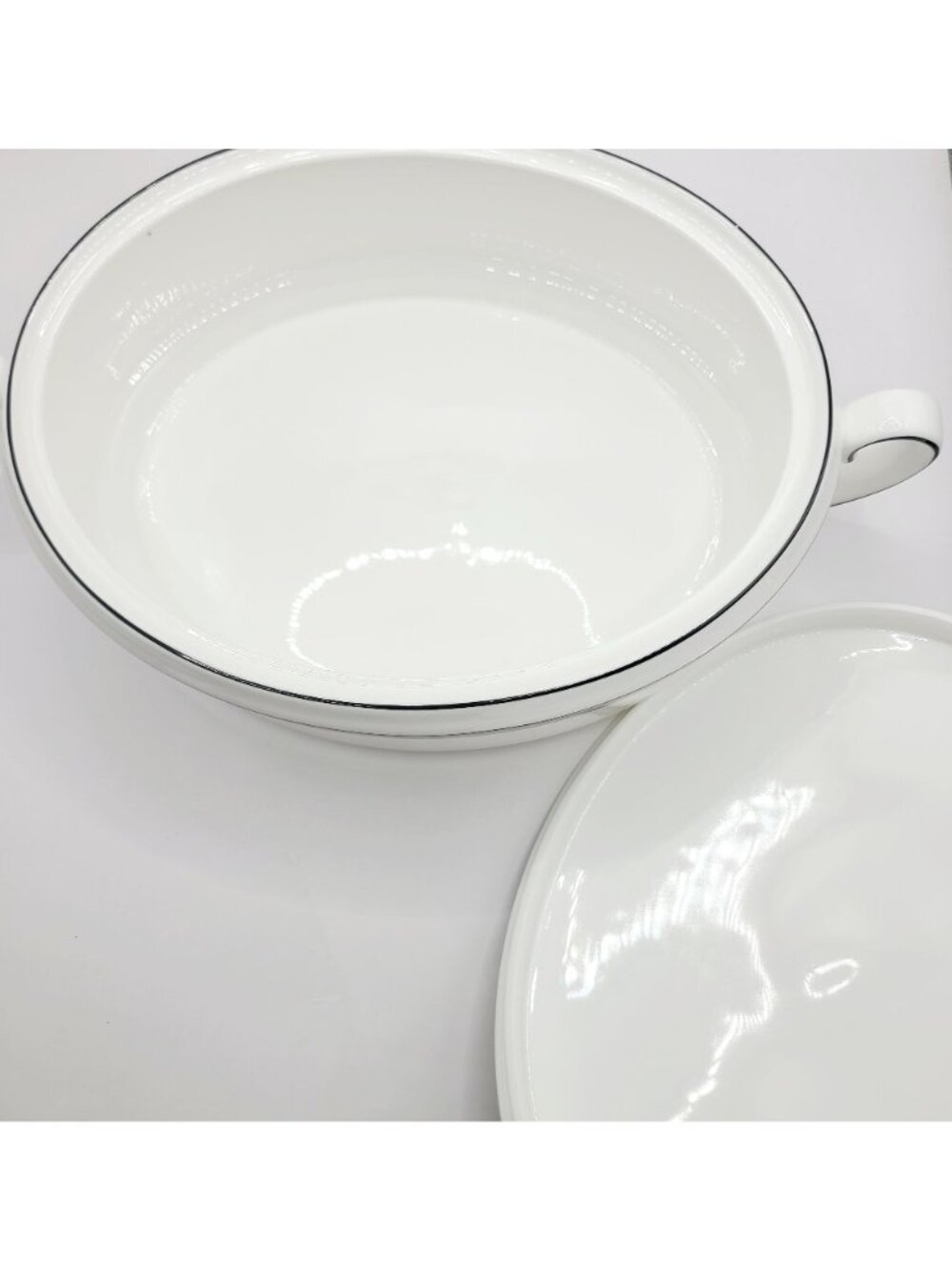Wedgwood Vera Wang Cosmos Covered Vegetable Serving Dish Tureen Bone China New - Picture 7 of 16